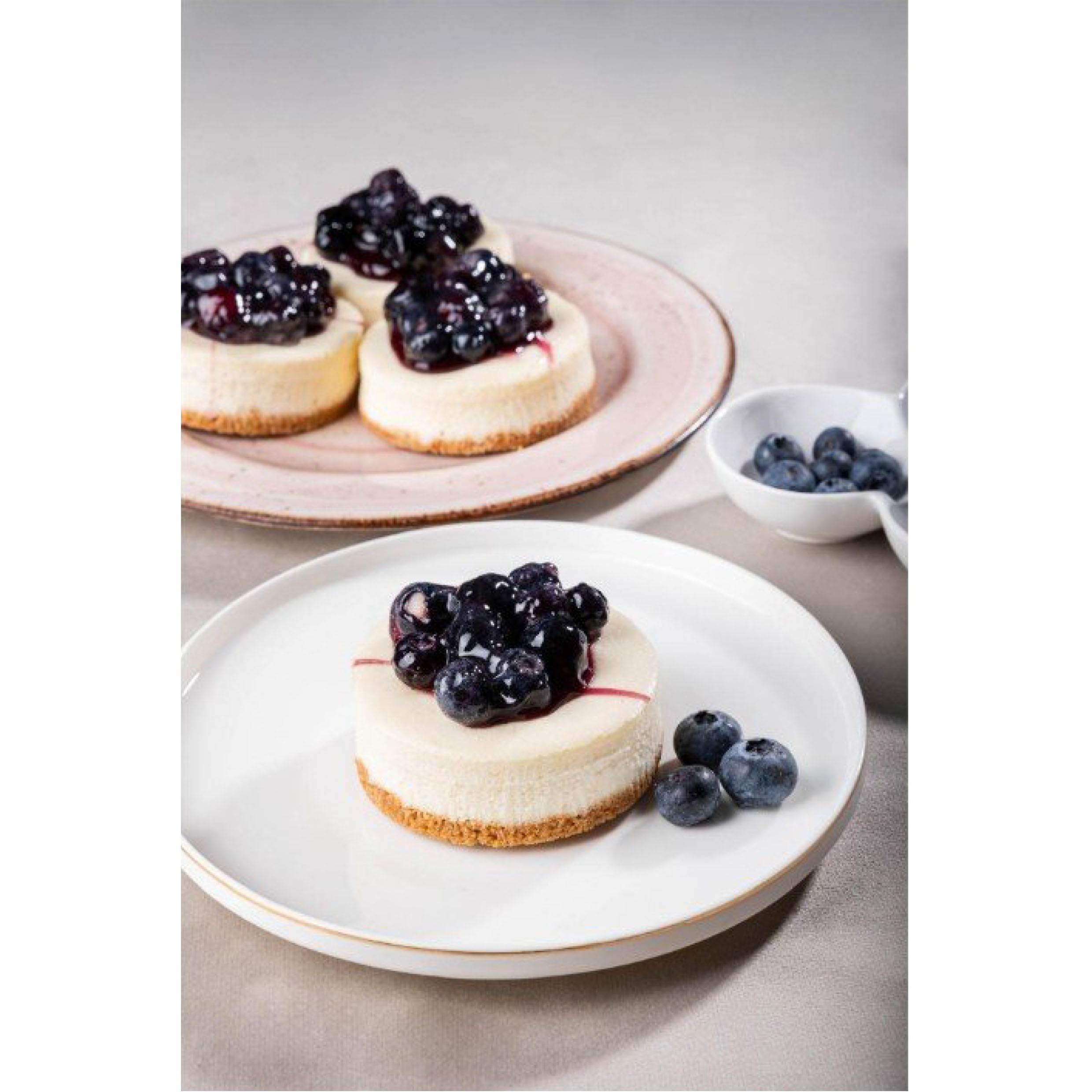 Mono Yabanmevsimli Cheescake